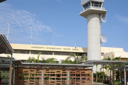 Private Arrival or Departure Transfer: Rafael Núñez Airport