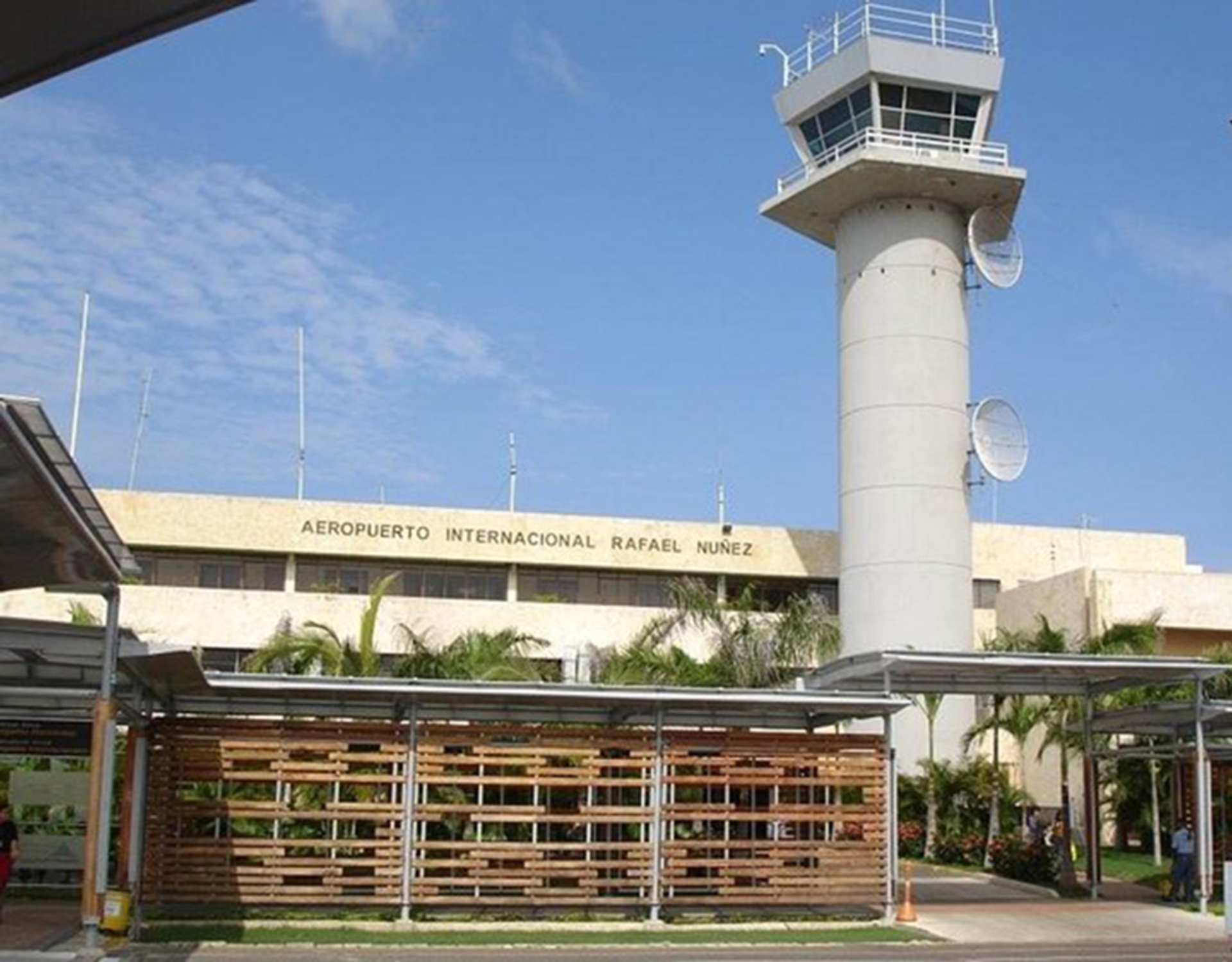 Transfer Privado de Salida o Llegada: Aeropuerto Rafael Núñez
