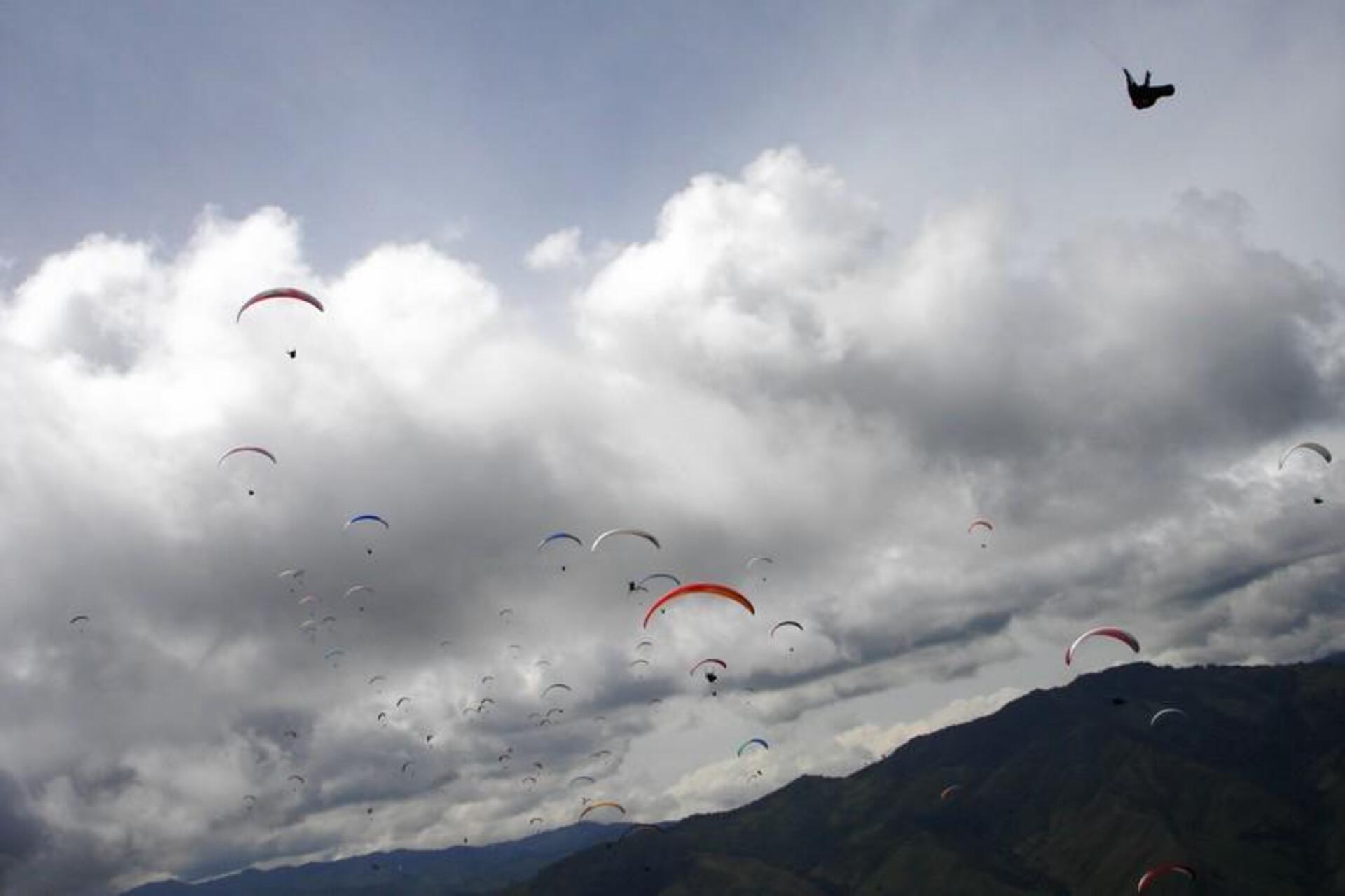 Flying Paragliding Over Medellín